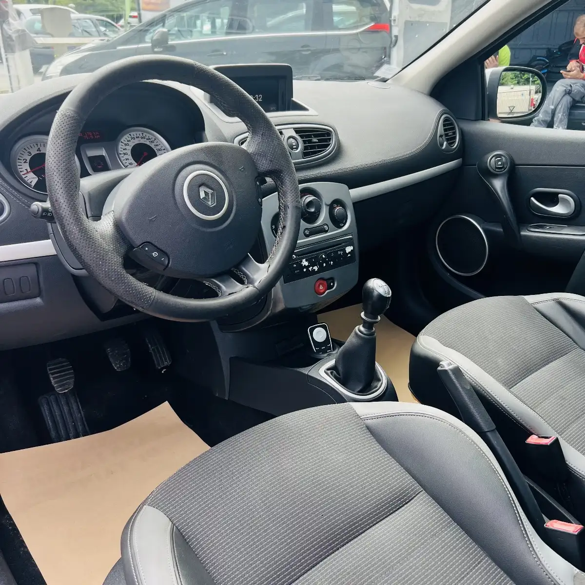 CLIO 3 GT LINE