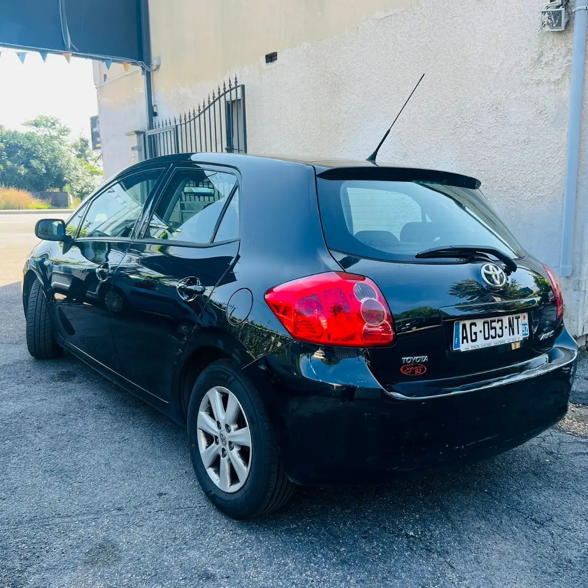 TOYOTA AURIS
