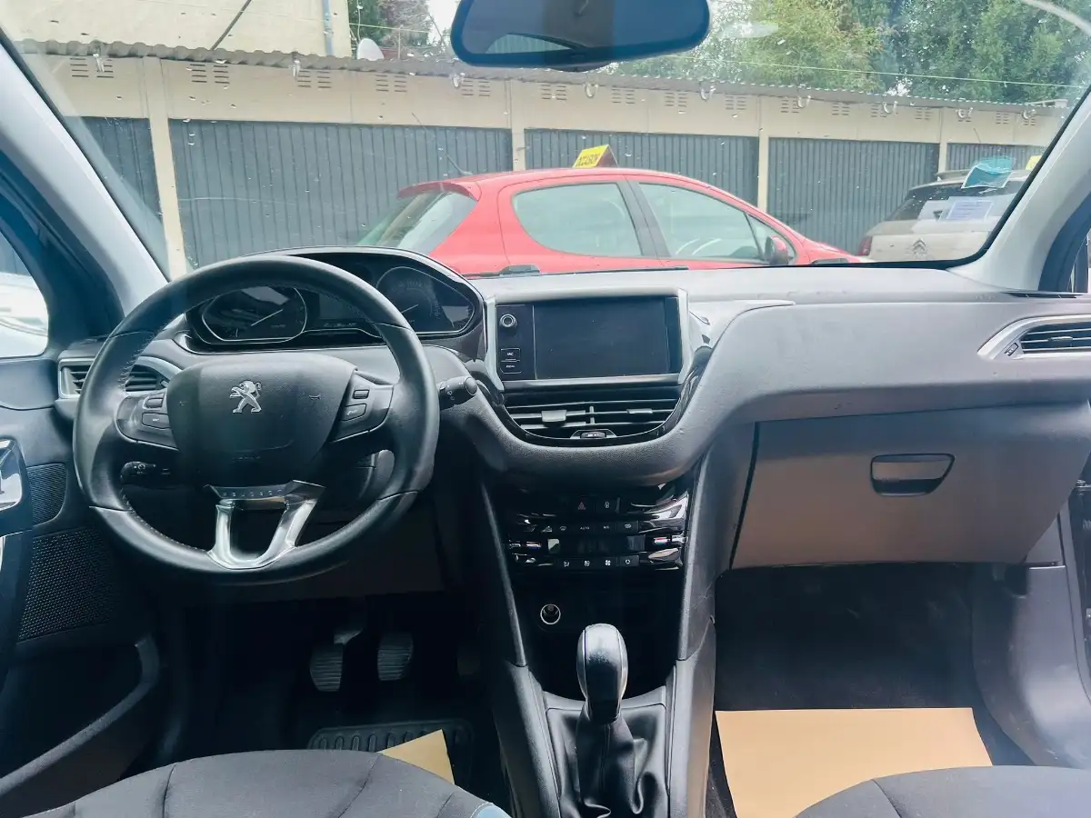 PEUGEOT 208 PACK ALLURE