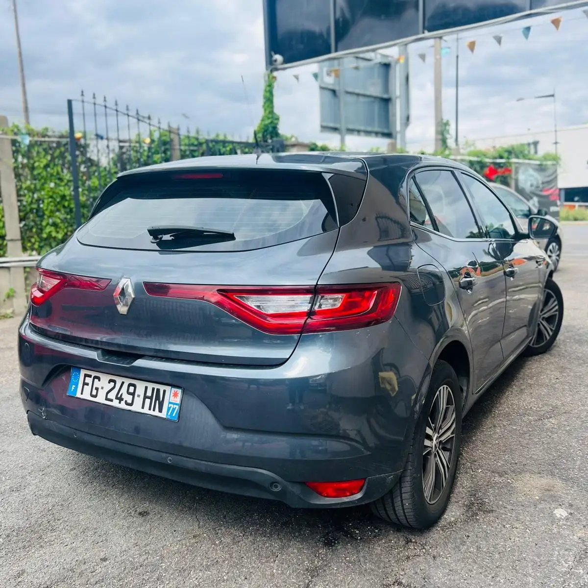 RENAULT MEGANE 4