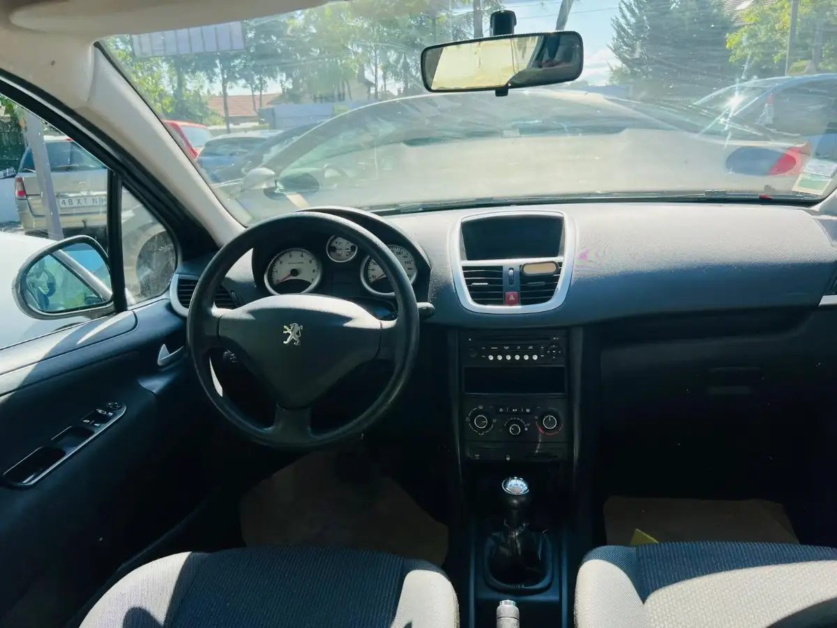 PEUGEOT 207  PH 2