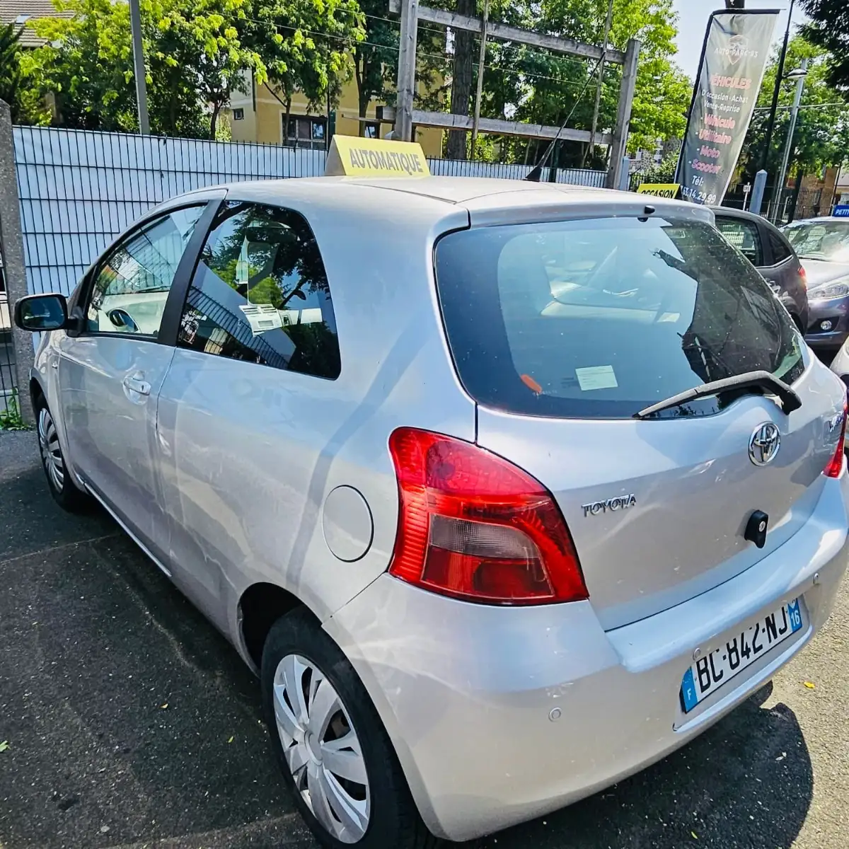 TOYOTA YARIS