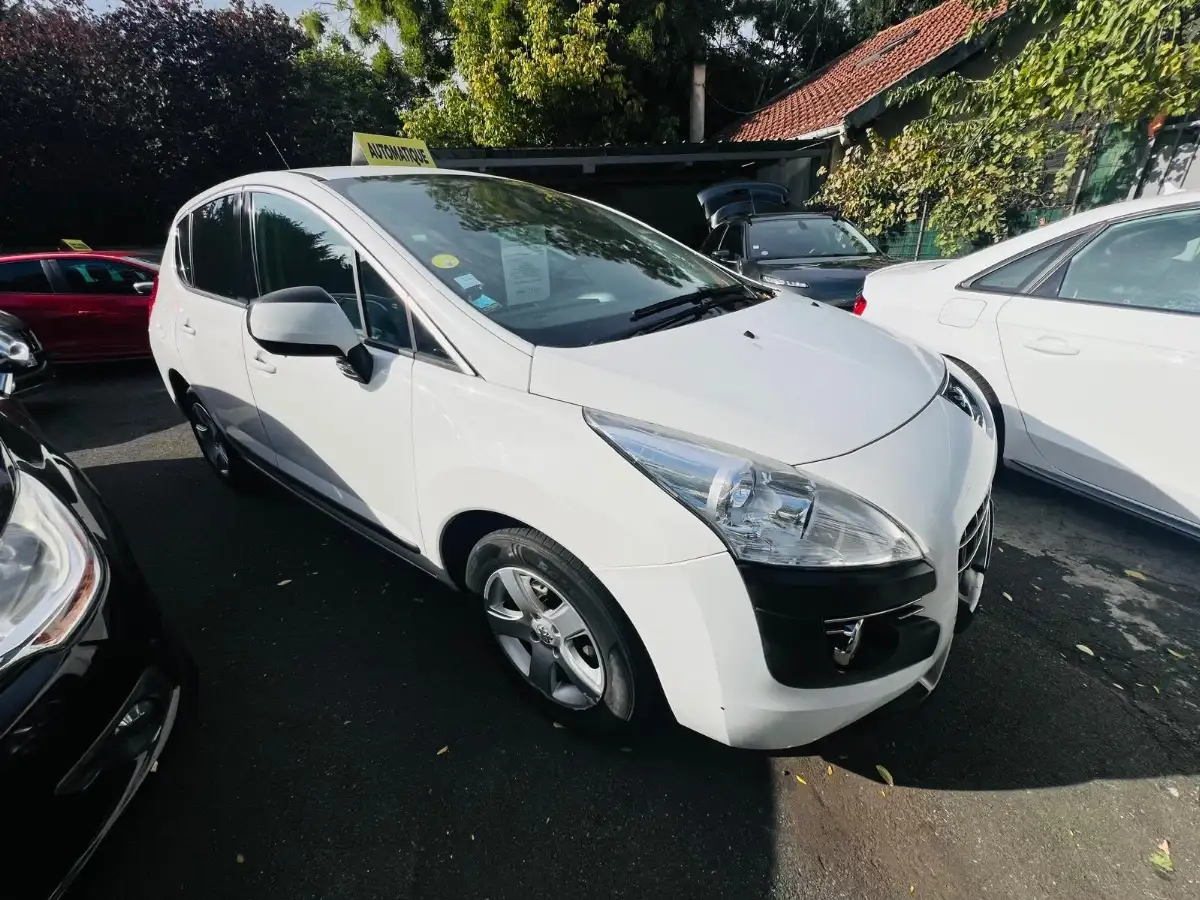 PEUGOET 3008