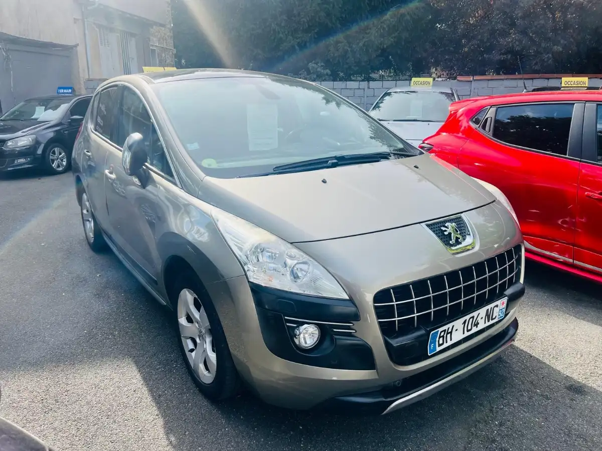 PEUGOT 3008